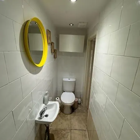 Apartment Modern 5 Min To Stations