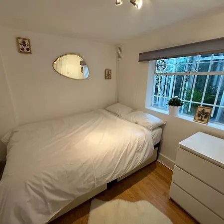 Apartment Modern 5 Min To Stations