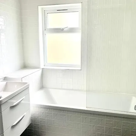 Fancy Flat In Apartment London