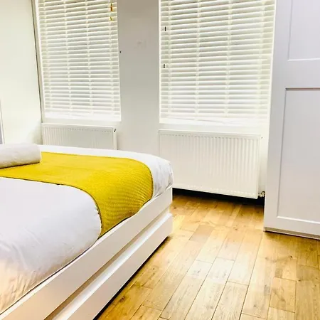 Apartment Fancy Flat In London
