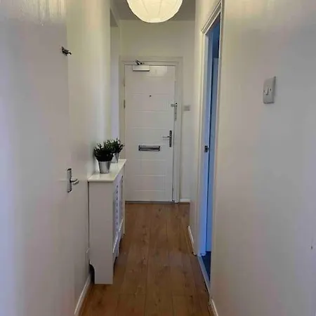 Apartment Amazing + Cozy London