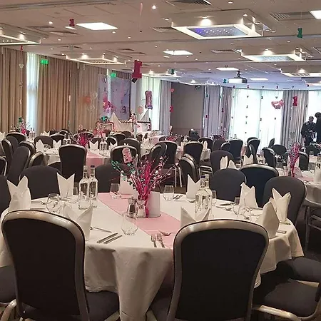 Novotel London Heathrow Airport M4 Jct. 4