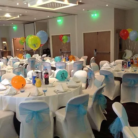 Hotel Novotel London Heathrow Airport M4 Jct. 4