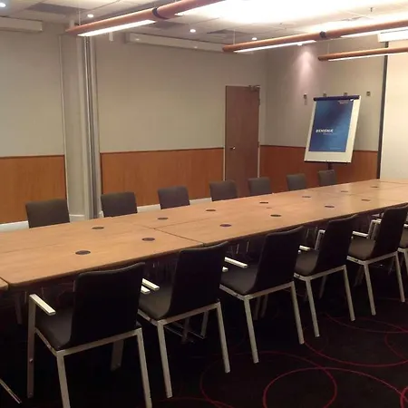 Novotel London Heathrow Airport M4 Jct. 4 Hotel Hillingdon