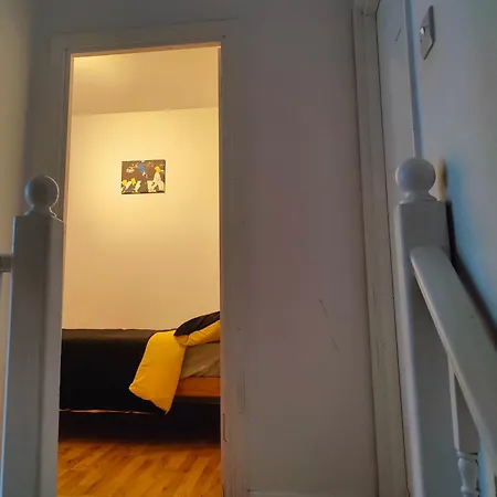 Homestay Beautiful And Homely Accommodation, Archway In Islington Near Camden Town
