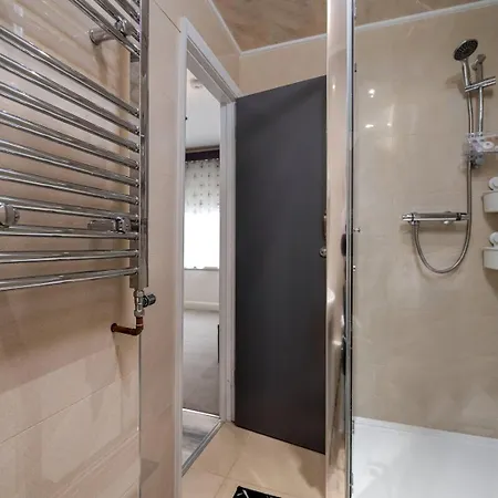 Apartment Guestready - Parkside Paradise Serenity London