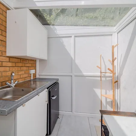 Harmonynest Parkview Elegance * London
