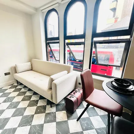 Apartment Luxury Flats, Location In Town London