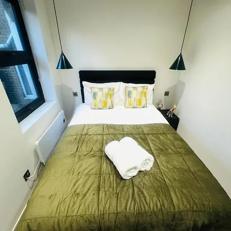Luxury Flats, Location In Town London