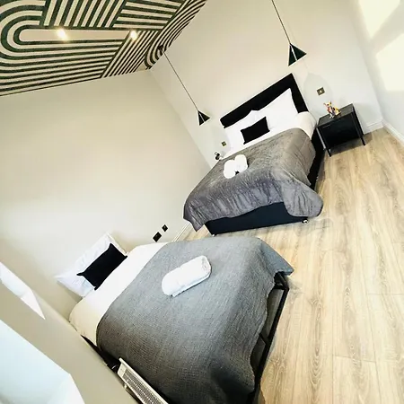 Apartment Luxury Flats, Location In Town London
