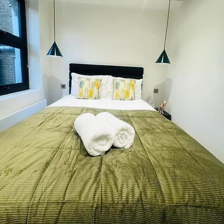 Luxury Flats, Location In Town London