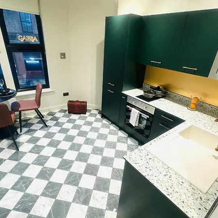 Luxury Flats, Location In Town Apartment London