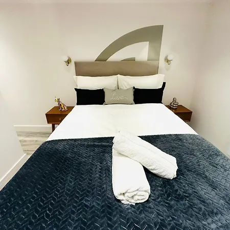 Luxury Flats, Perfect And Ideal For Tourists Apartamento *