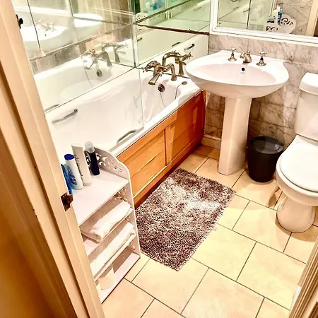 Prime Cozy By Kensington Apartment *