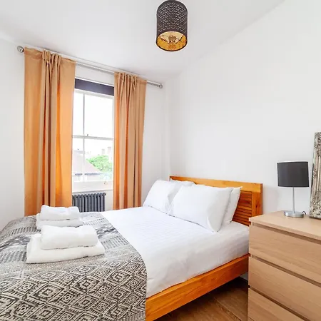 Charming In The Heart Of Kennington * London