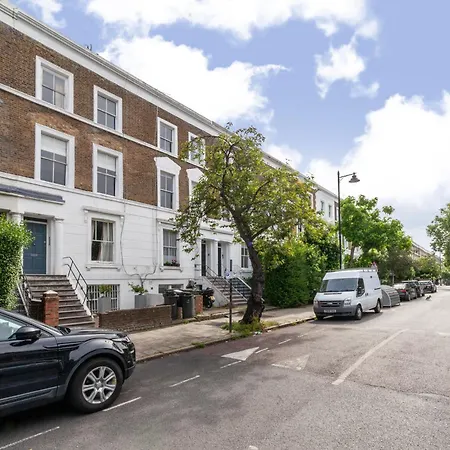Charming In The Heart Of Kennington London