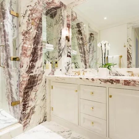 The Kensington 5* London