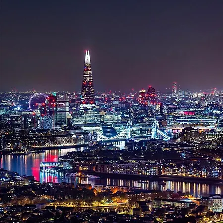 Waterfront Apartment London