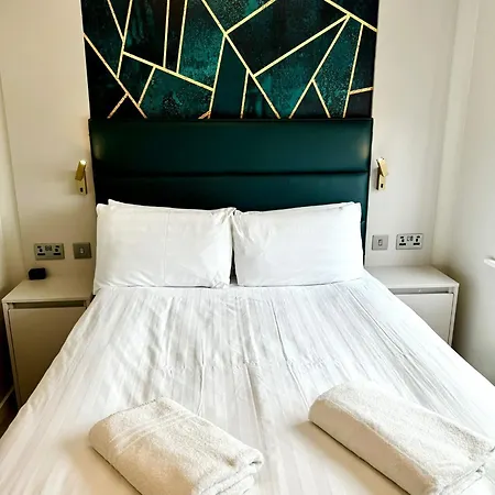 Victoria Appart hôtel *