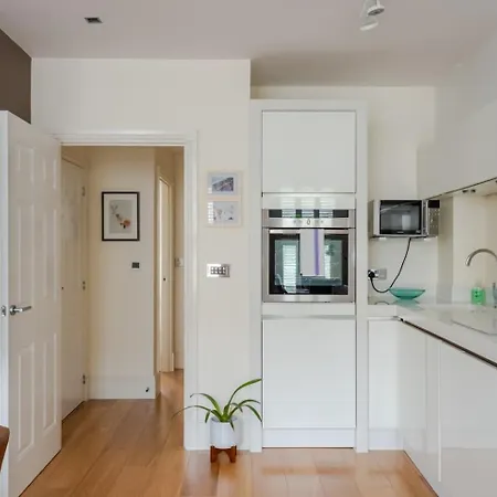 Guestready - Gorgeous Haven, 5-minutes To Angel * London