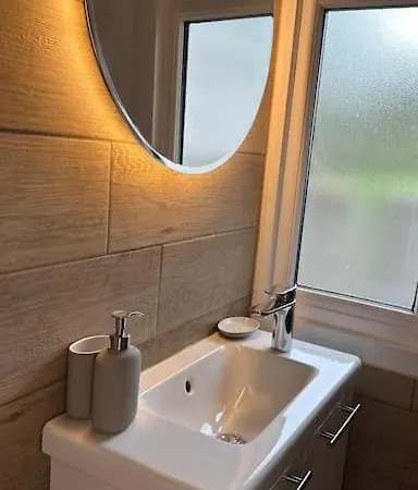 Apartment Modern 4 Bed-2 Bath In Battersea