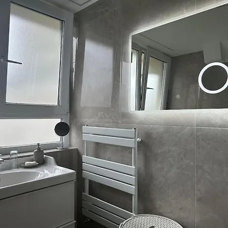 Apartment Modern 4 Bed-2 Bath In Battersea *