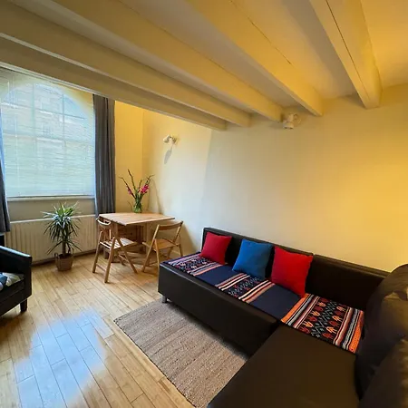 Delightful 3bd Family W Garden Finsbury Park Apartment