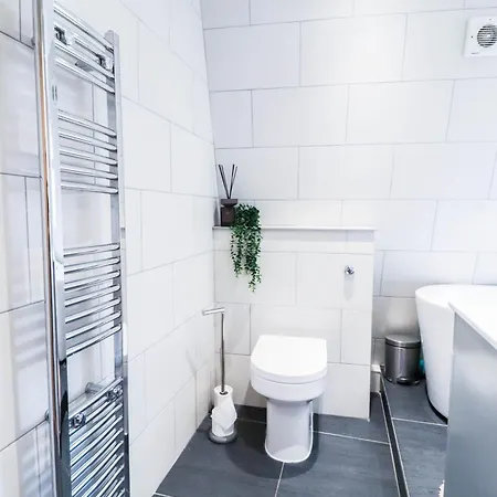 1 Bed Near Regents Park London