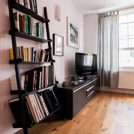 1 Bed Near Regents Park London