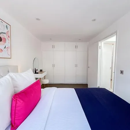 Apartment Two Bedroom Notting Hill Delight London