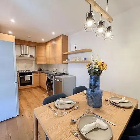 Apartment Two Bedroom Notting Hill Delight London