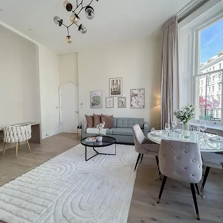 Stylish And 1 Bedroom London