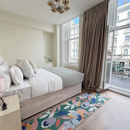 Stylish And 1 Bedroom *