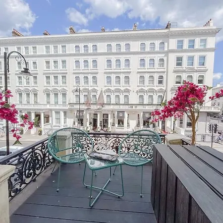 Stylish And 1 Bedroom Apartment London