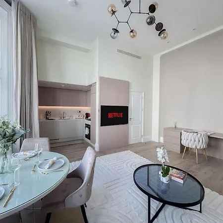 Stylish And 1 Bedroom * London