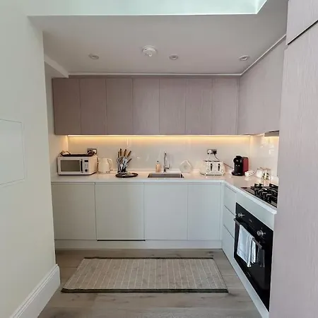 Stylish And 1 Bedroom