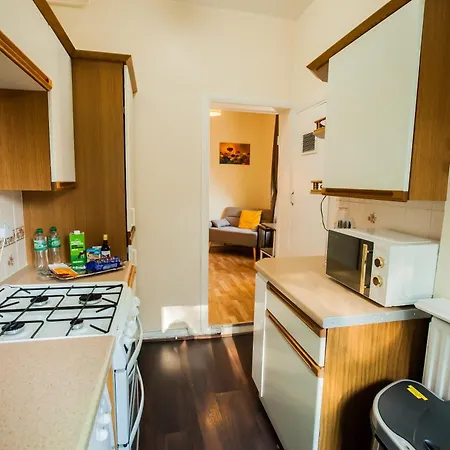 Kingston Garden House With Free Parking *