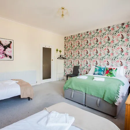 Kingston Garden House With Free Parking Appartement *