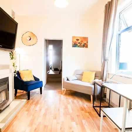 Kingston Garden House With Free Parking Kingston upon Thames (Greater London)