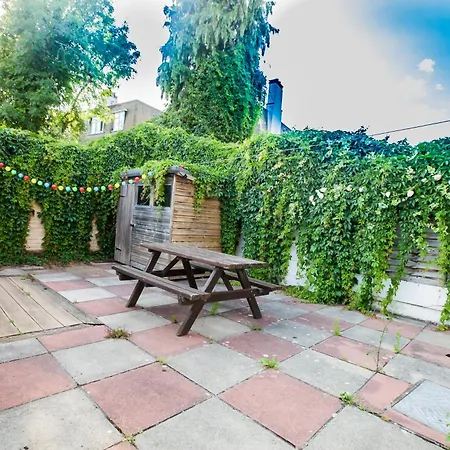 Kingston Garden House With Free Parking Kingston upon Thames (Greater London)