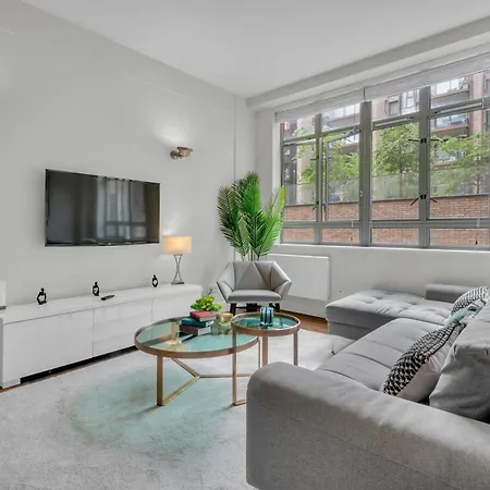 Apartment Mysquare Contemporary Serviced In Of London