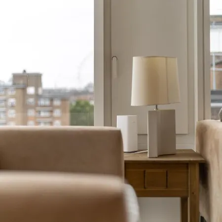Chic & Stylish 2-bed In The Heart Of London