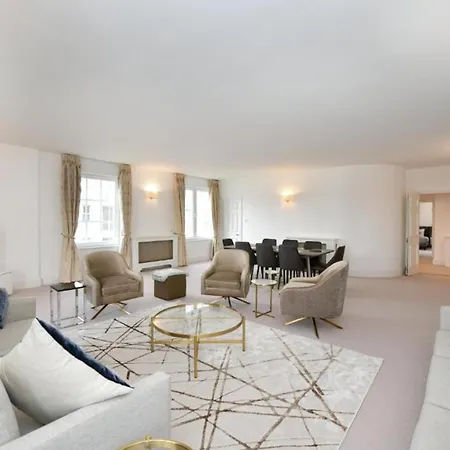 Apartment Charming 3-bed In Central *