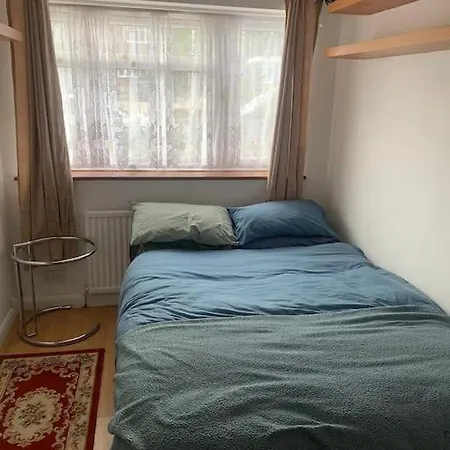 Accessible Flat Greater London *