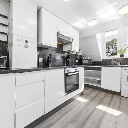 Apartment Quvah London