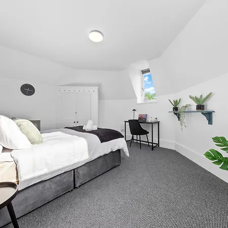 Quvah Apartment *