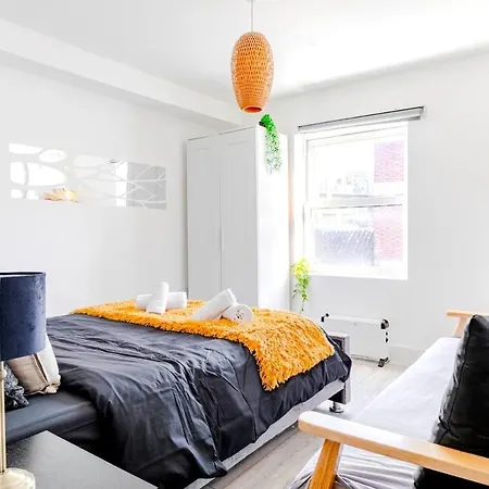 1 Bed Flat - Shoreditch Apartment London
