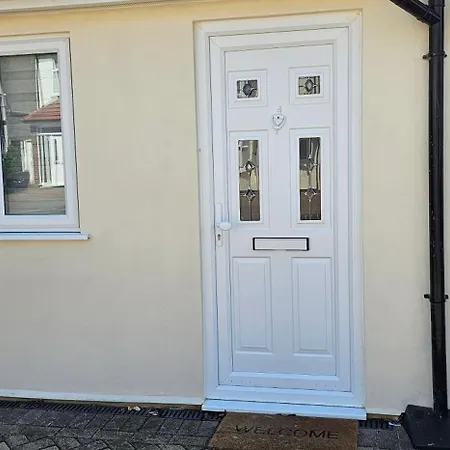 Cozy Near To Tube Station * Redbridge