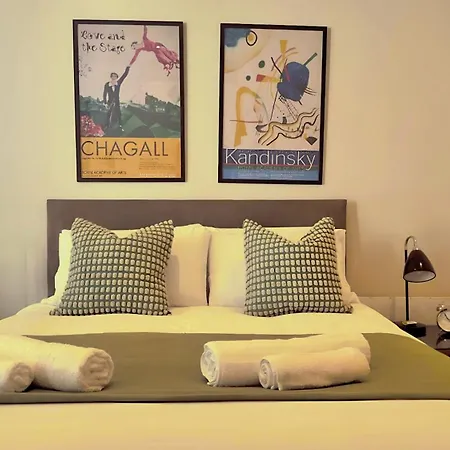 Notting Hill - The One One One! -1 *