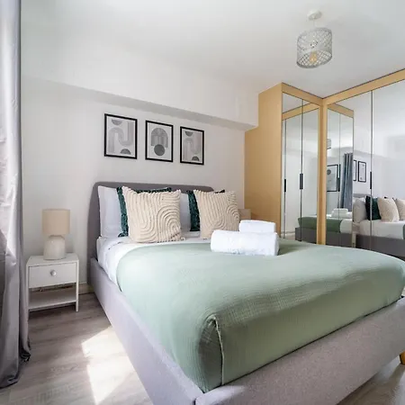Fitzrovia - 1br With Balcony Near Soho - Cityapartmentstay *